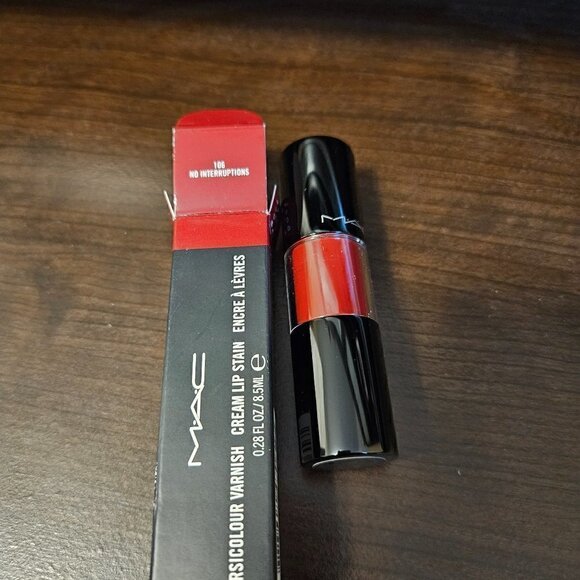 MAC VERSICOLOUR VARNISH CREAM LIP STAIN 106 NO INTERRUPTIONS (NIB) - Picture 1 of 4